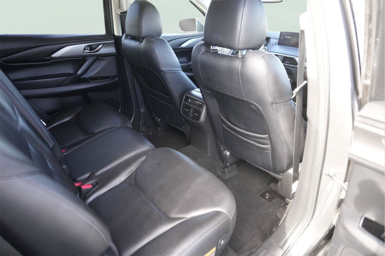 Used 2022 MAZDA CX-9 Touring AWD/4WD image 16