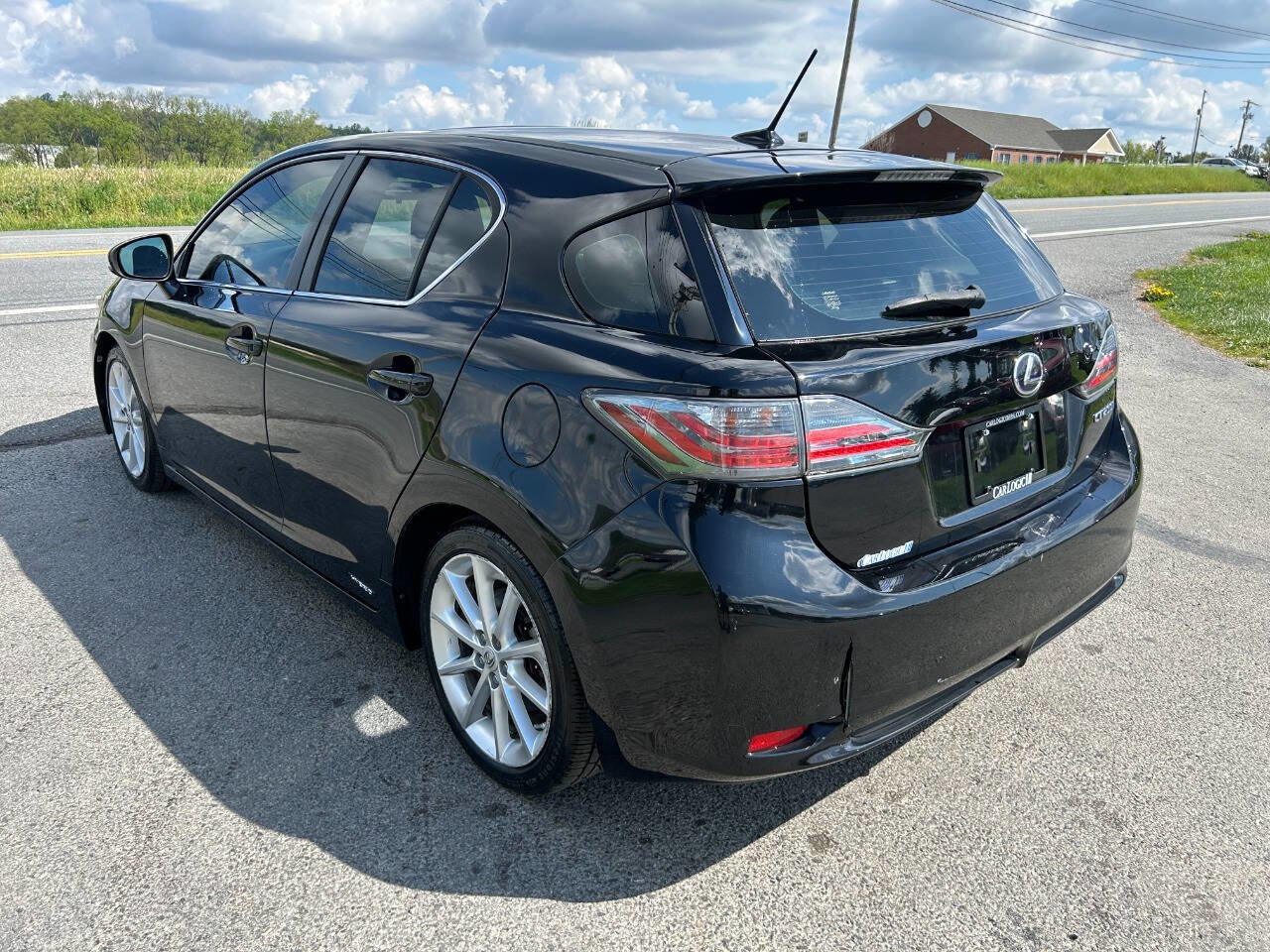 Used 2013 Lexus CT 200h FWD image 9