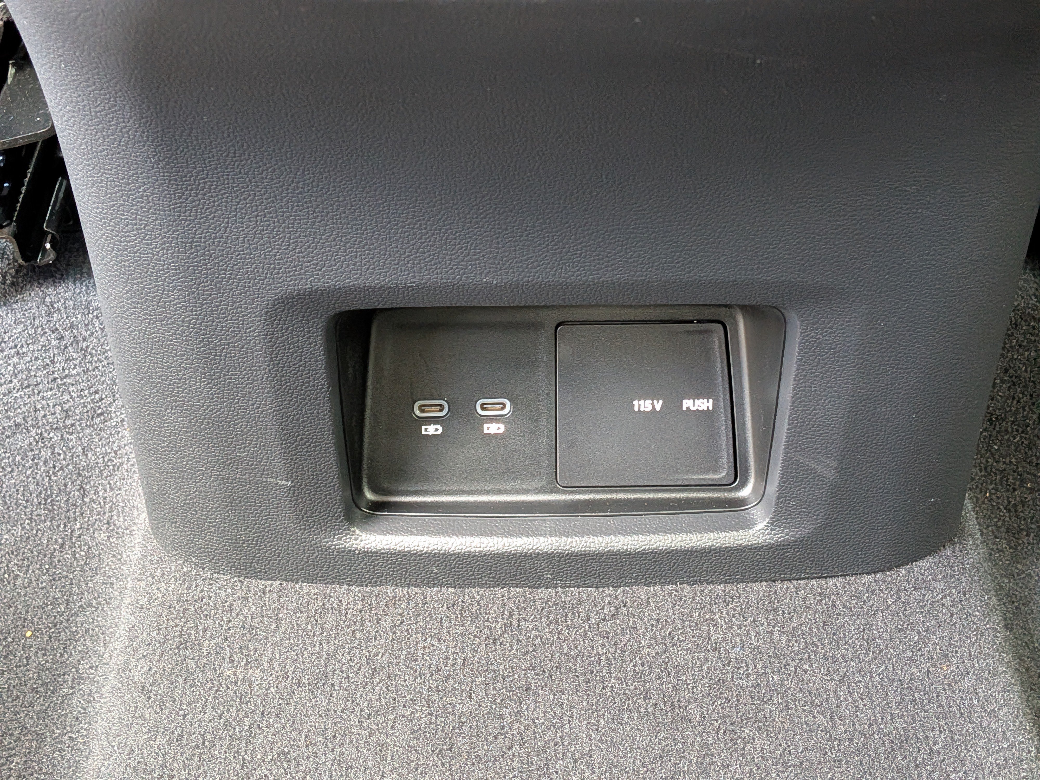 Used 2026 Volkswagen Atlas SE FWD image 16