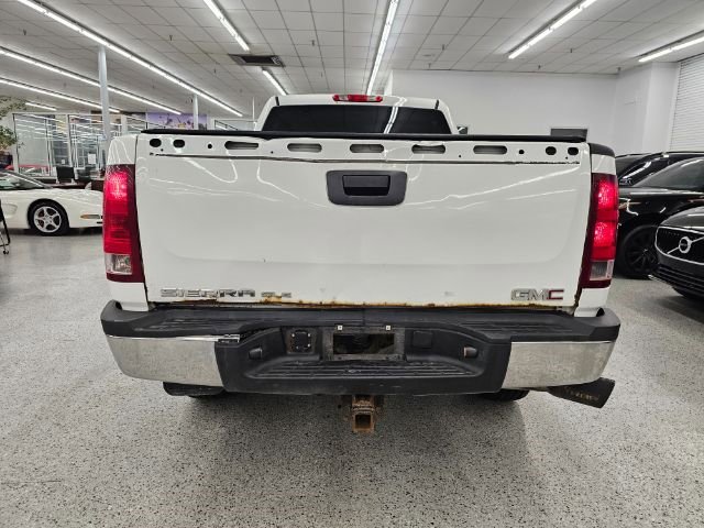 Used 2010 GMC Sierra 2500 SLE image 5