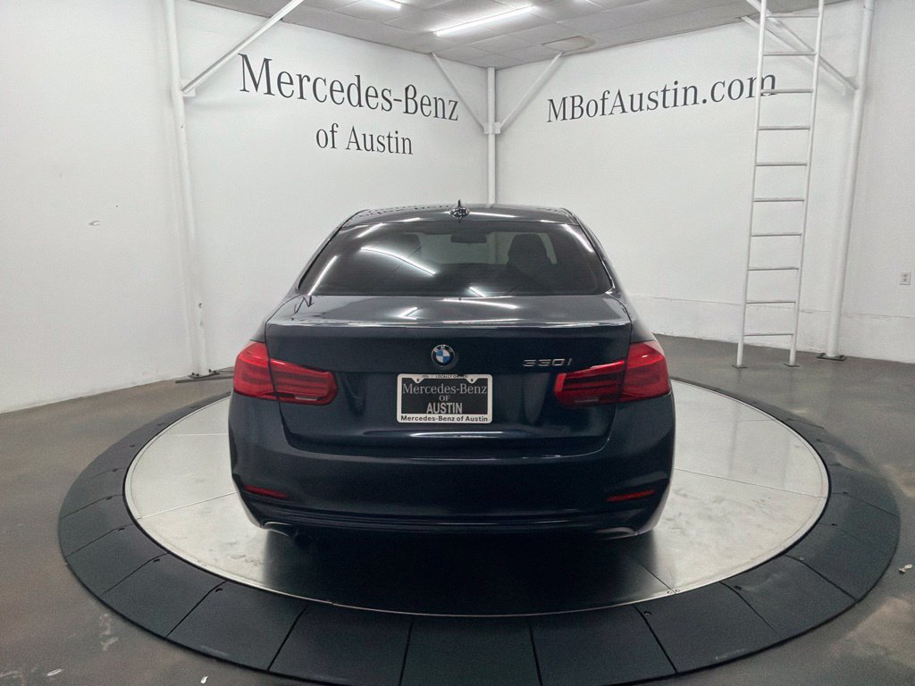 Used 2017 BMW 330i Sedan RWD image 6