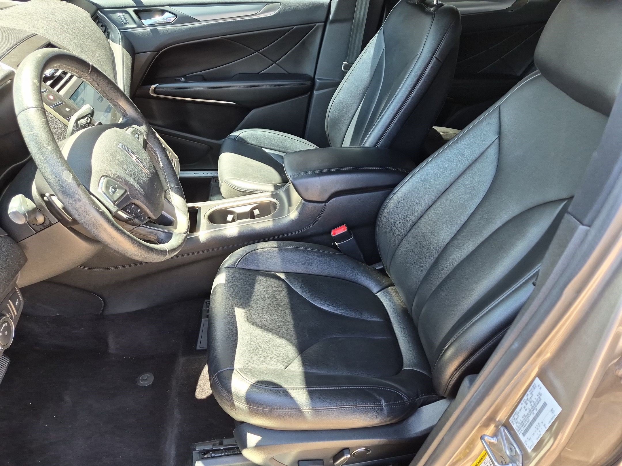 Used 2017 Lincoln MKC Premiere FWD image 24