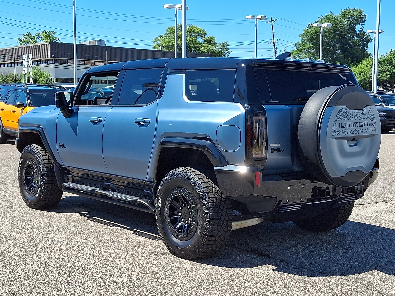 Used 2024 GMC Hummer EV 3X w/ Omega Edition AWD/4WD image 7