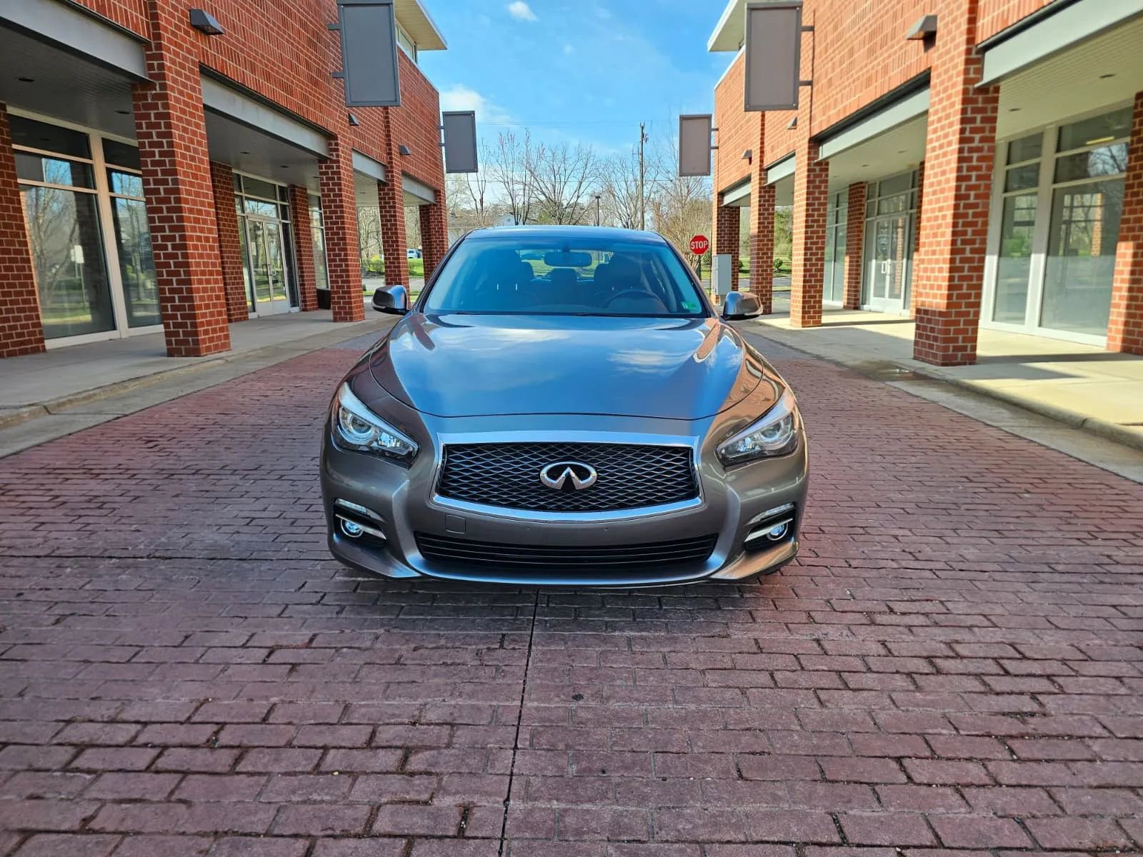 Used 2016 INFINITI Q50 Premium w/ 2.0T Premium Plus Package AWD/4WD image 2