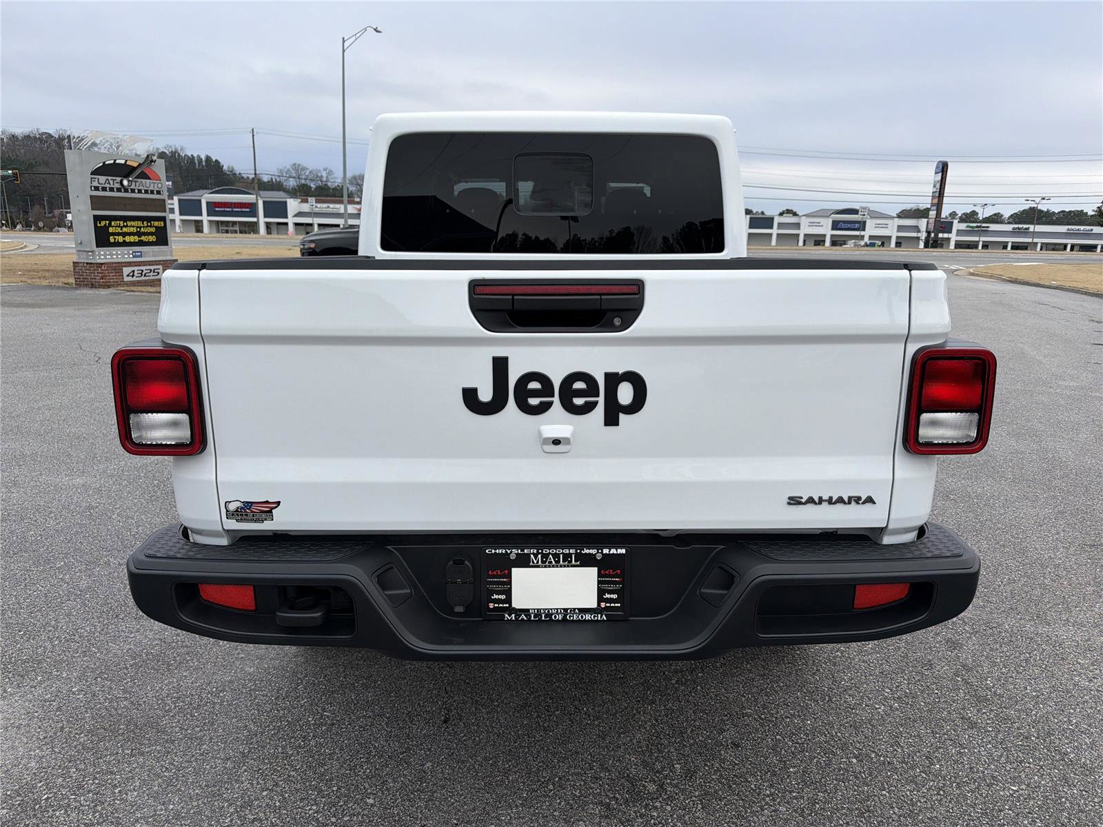 New 2026 Jeep Gladiator Sahara image 7