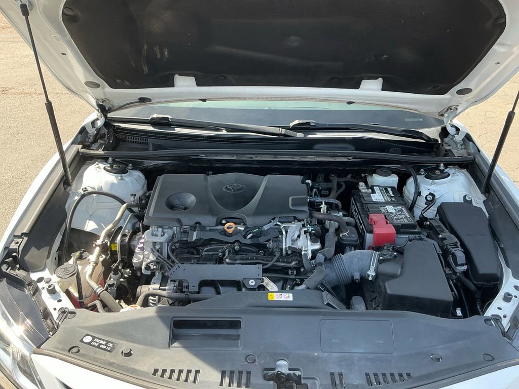Used 2019 Toyota Camry SE image 25