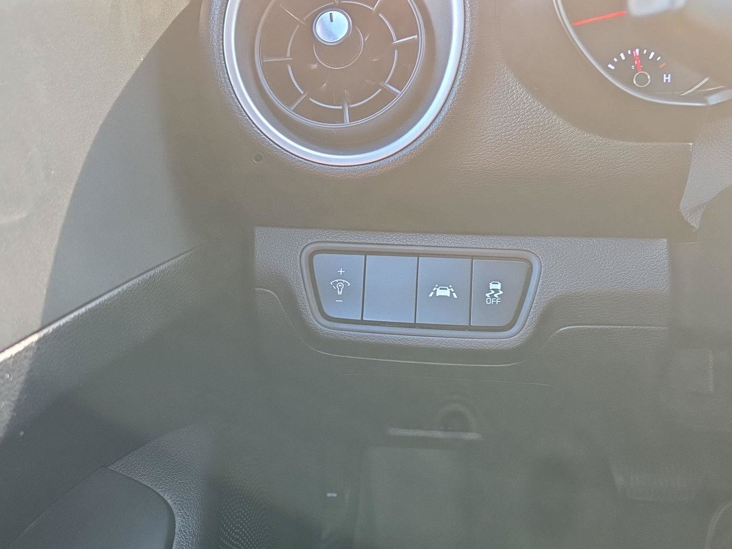 Used 2021 Kia Forte LXS FWD image 21