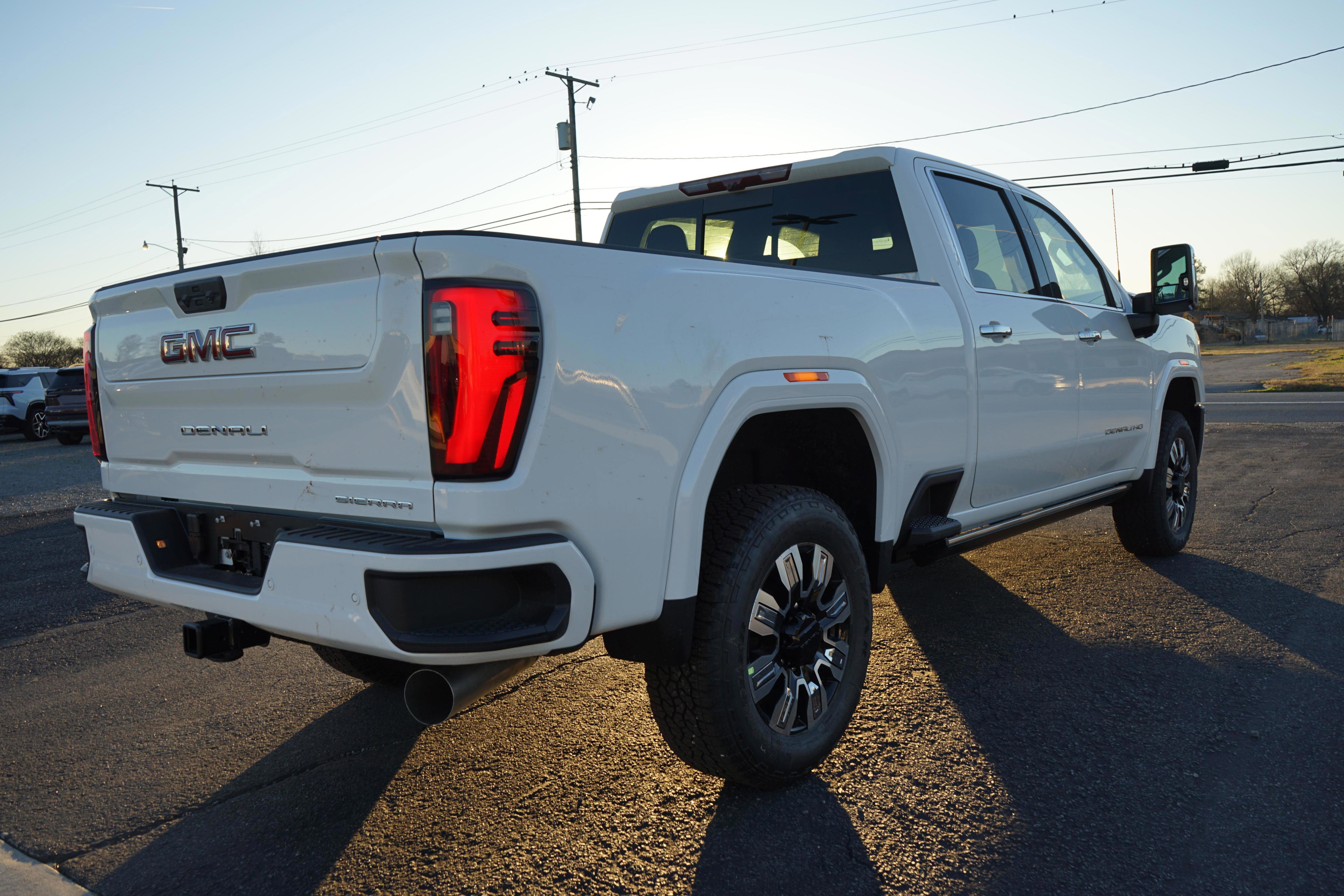 New 2026 GMC Sierra 2500 Denali w/ Technology Package image 5