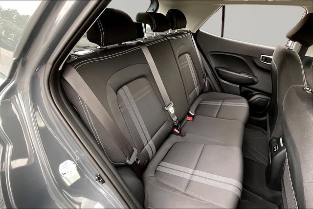 Used 2026 Hyundai Venue SEL FWD image 17