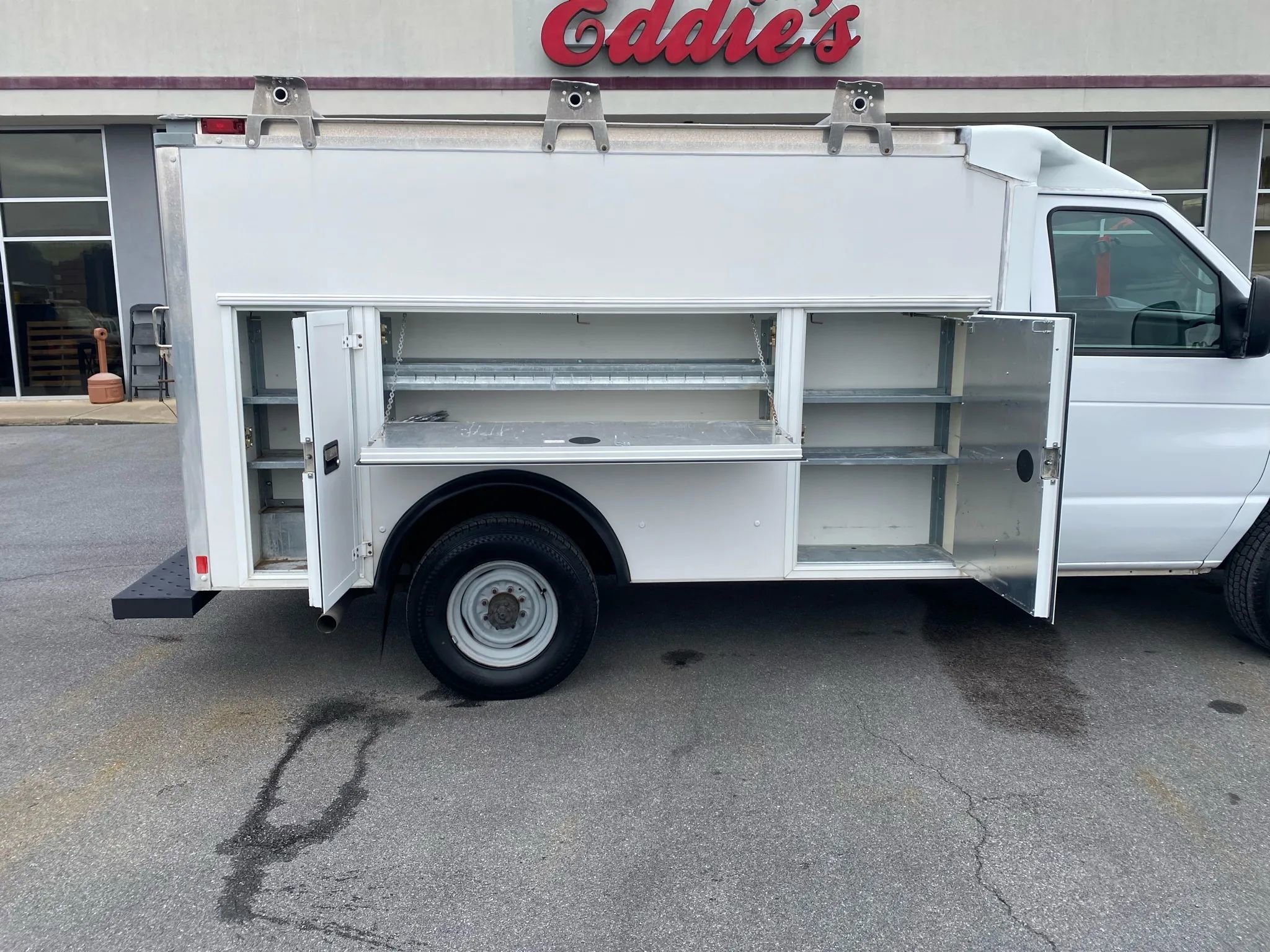 Used 2015 Ford E-350 and Econoline 350 Super Duty w/ Power Windows & Locks Group RWD image 19