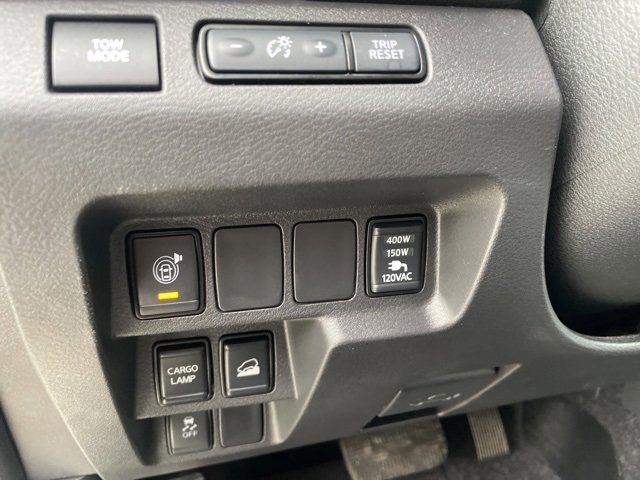 Used 2024 Nissan Frontier SV w/ SV Convenience Package image 19