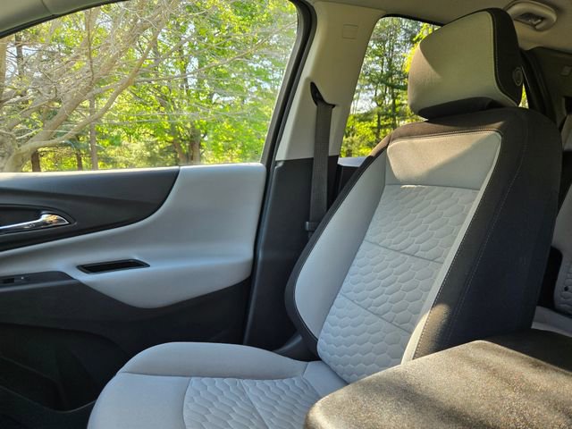 Used 2018 Chevrolet Equinox LT FWD image 26