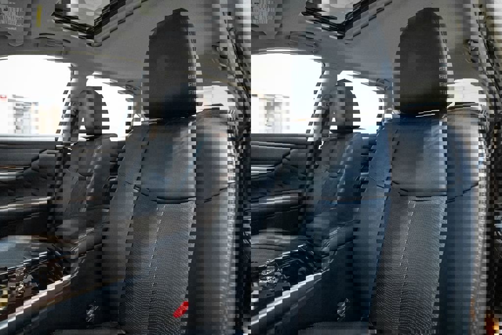 Used 2015 INFINITI Q70 L 3.7 image 14