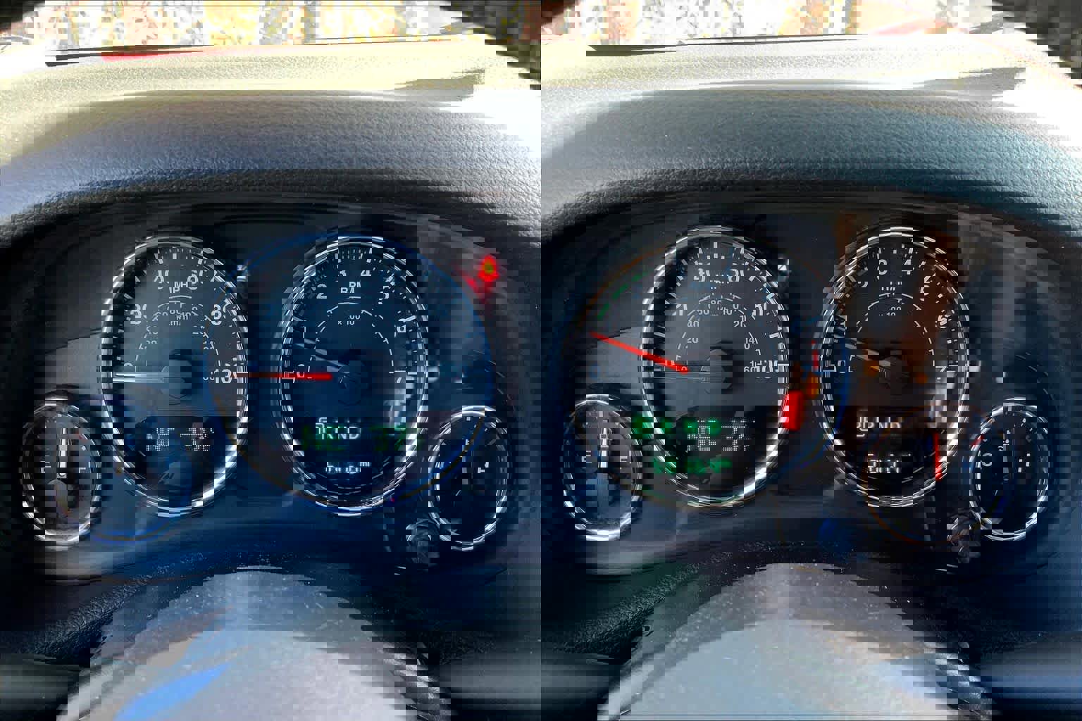 Used 2016 Jeep Wrangler Sahara w/ Connectivity Group image 26