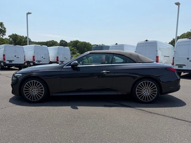Used 2025 Mercedes-Benz CLE 300 4MATIC Cabriolet image 4