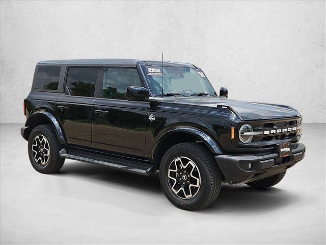 Used 2025 Ford Bronco Outer Banks AWD/4WD video 3