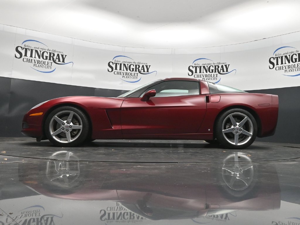 Used 2006 Chevrolet Corvette Coupe w/ Preferred Equipment Group RWD image 29