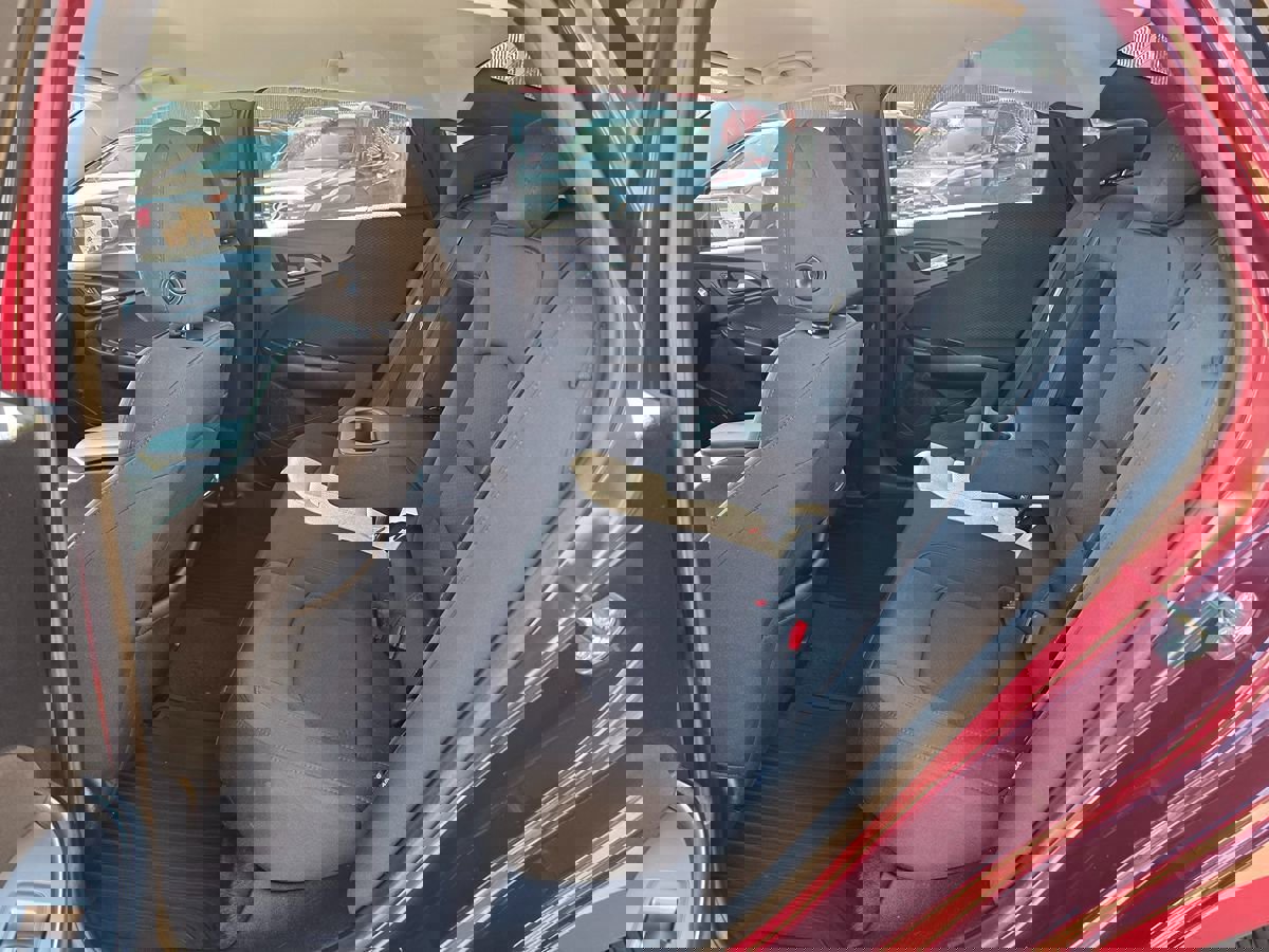 Used 2016 Chevrolet Malibu LT w/ Driver Confidence Package image 22