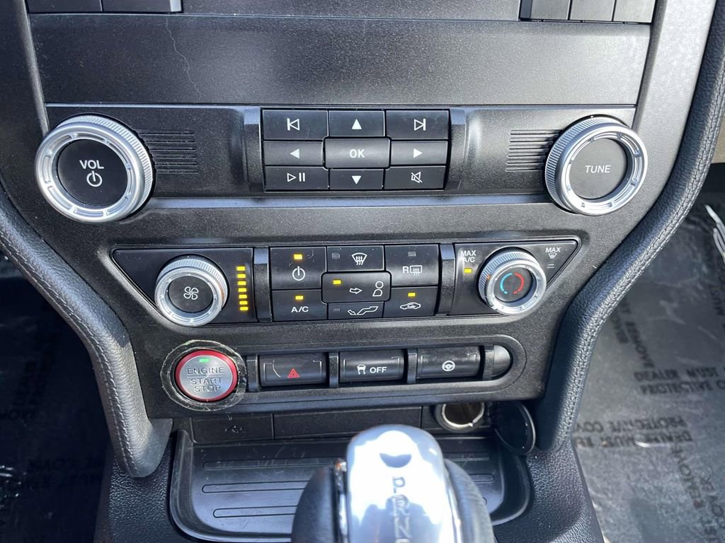 Used 2019 Ford Mustang Coupe image 39