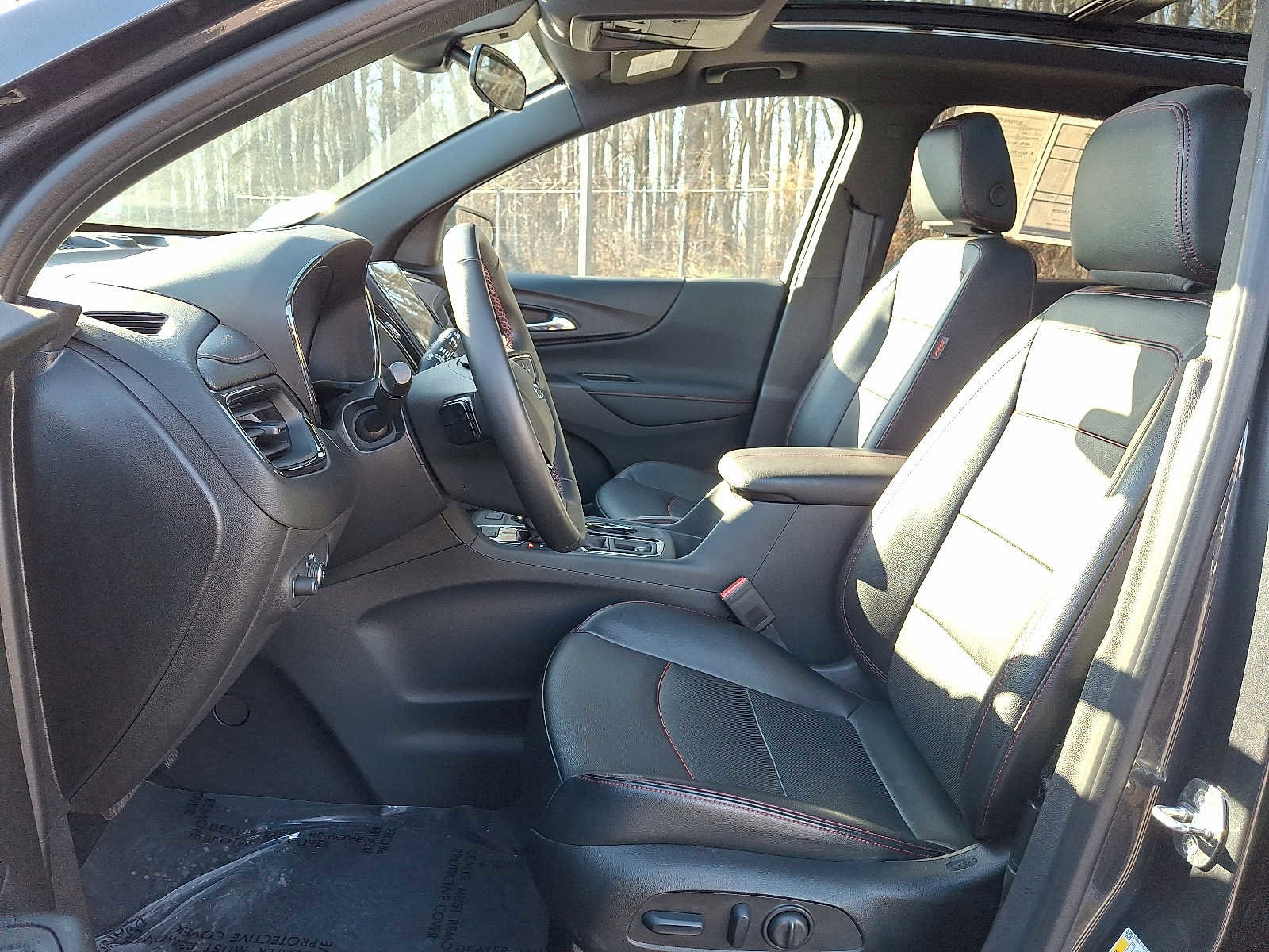 Used 2023 Chevrolet Equinox RS w/ RS Leather Package image 14