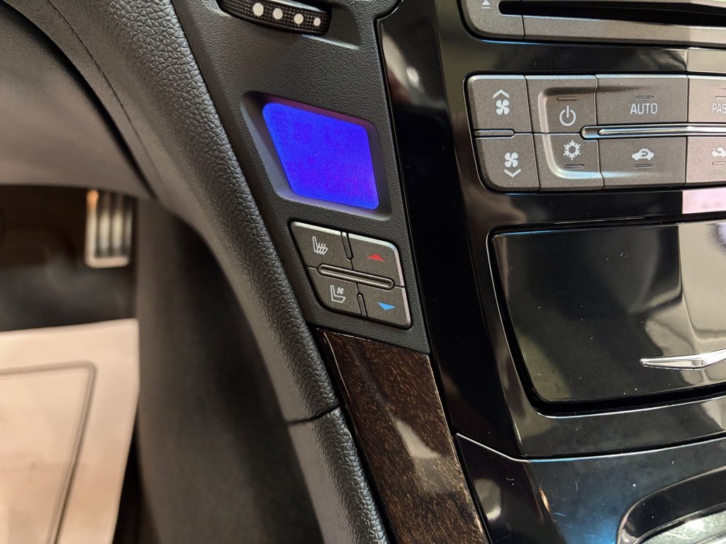 Used 2011 Cadillac CTS V image 19