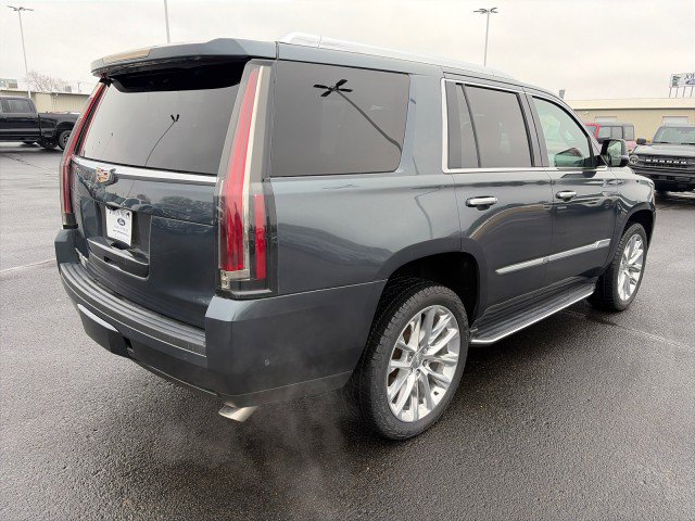 Used 2019 Cadillac Escalade Luxury AWD/4WD image 5