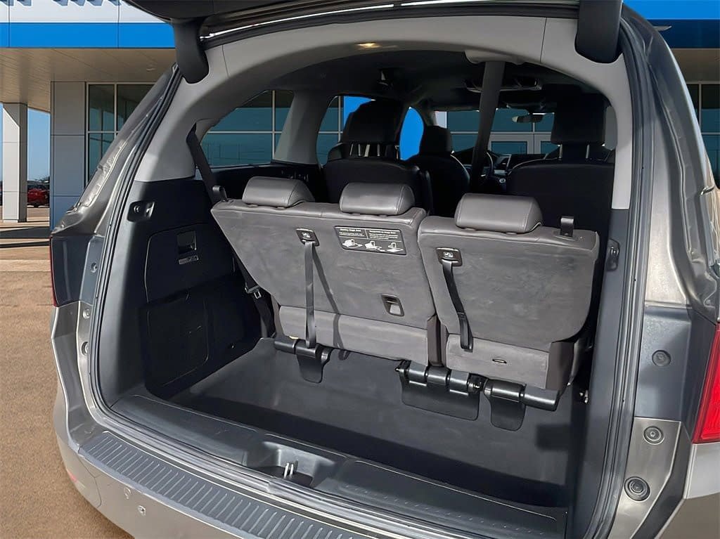 Used 2018 Honda Odyssey Elite image 9