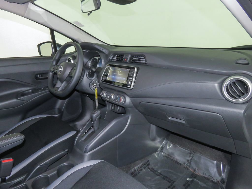 Certified 2025 Nissan Versa S w/ Trunk Package image 12