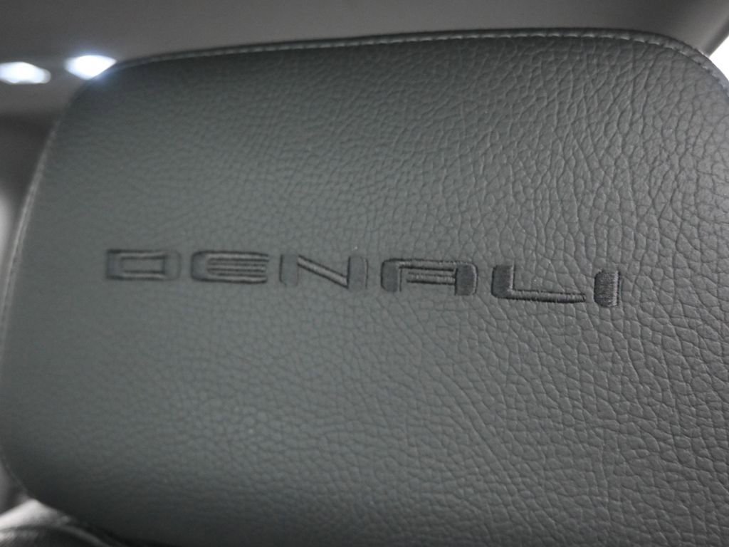 Used 2021 GMC Sierra 2500 Denali w/ Denali Ultimate Package image 10