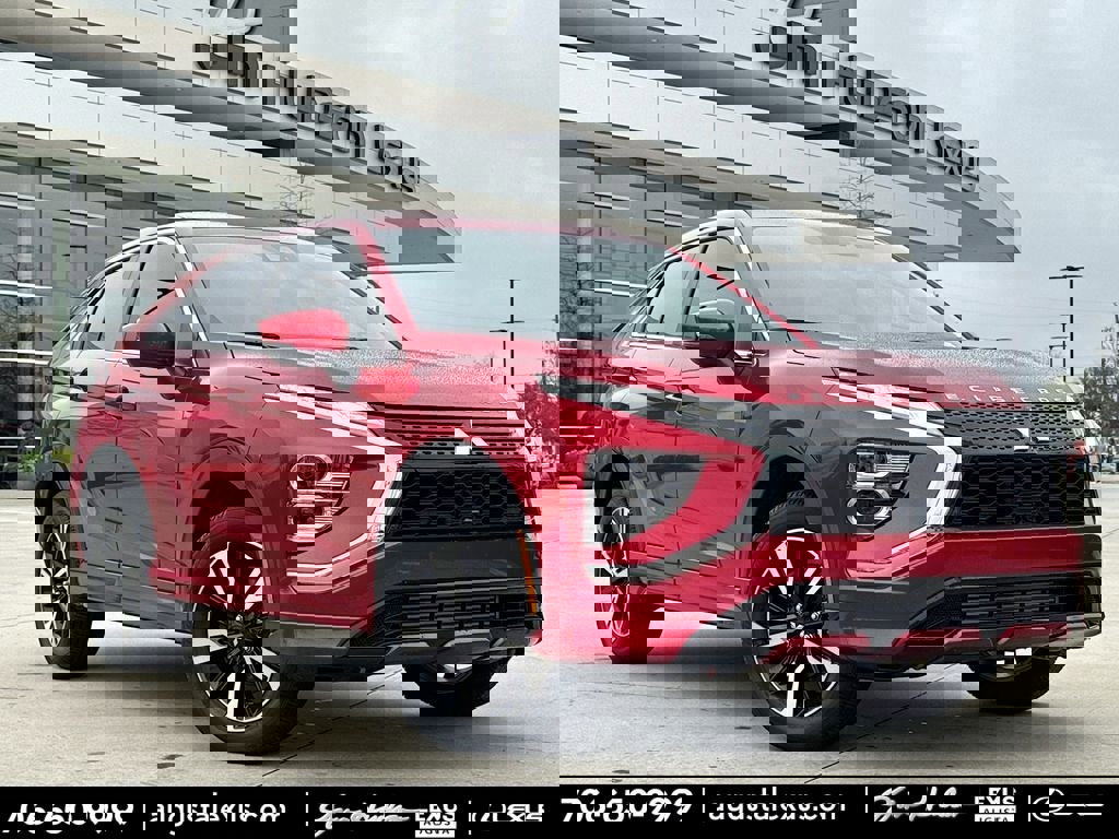 Used 2025 Mitsubishi Eclipse Cross Black Edition image 1