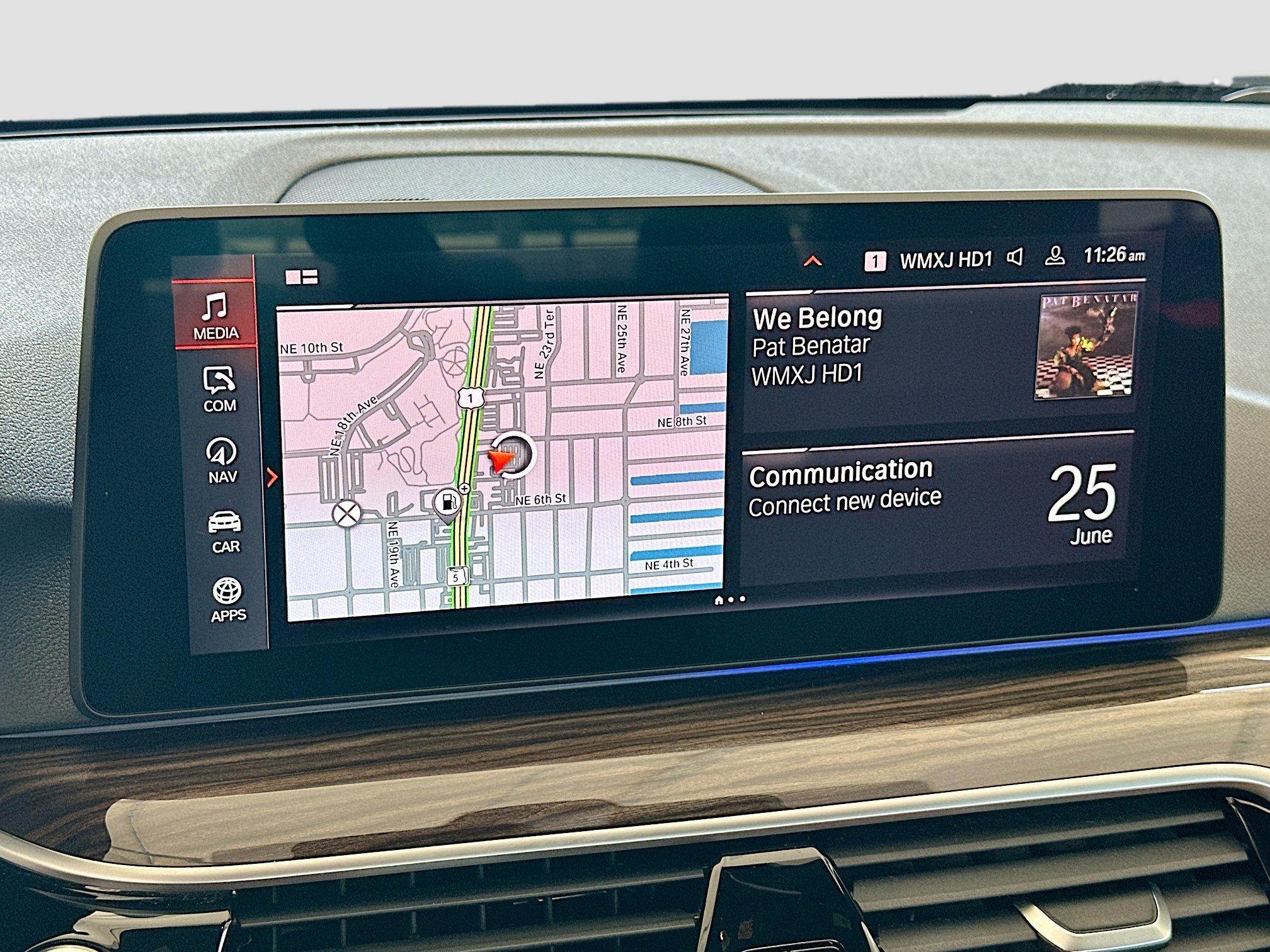 Used 2022 BMW 540i w/ M Sport Package RWD image 12