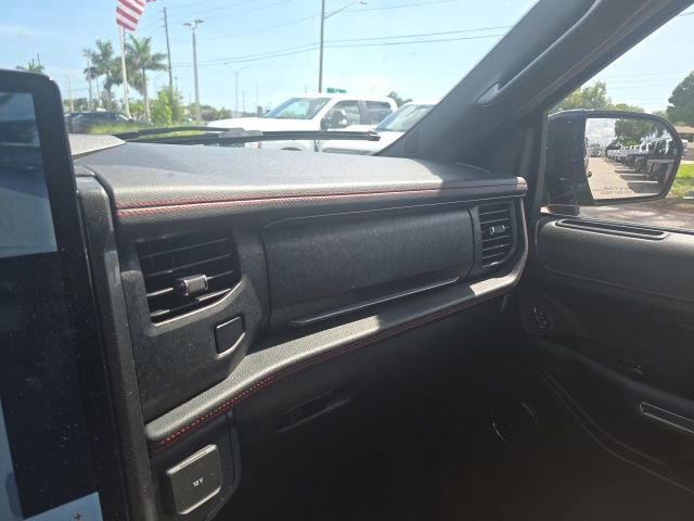 Certified 2022 Ford Expedition Limited AWD/4WD image 16