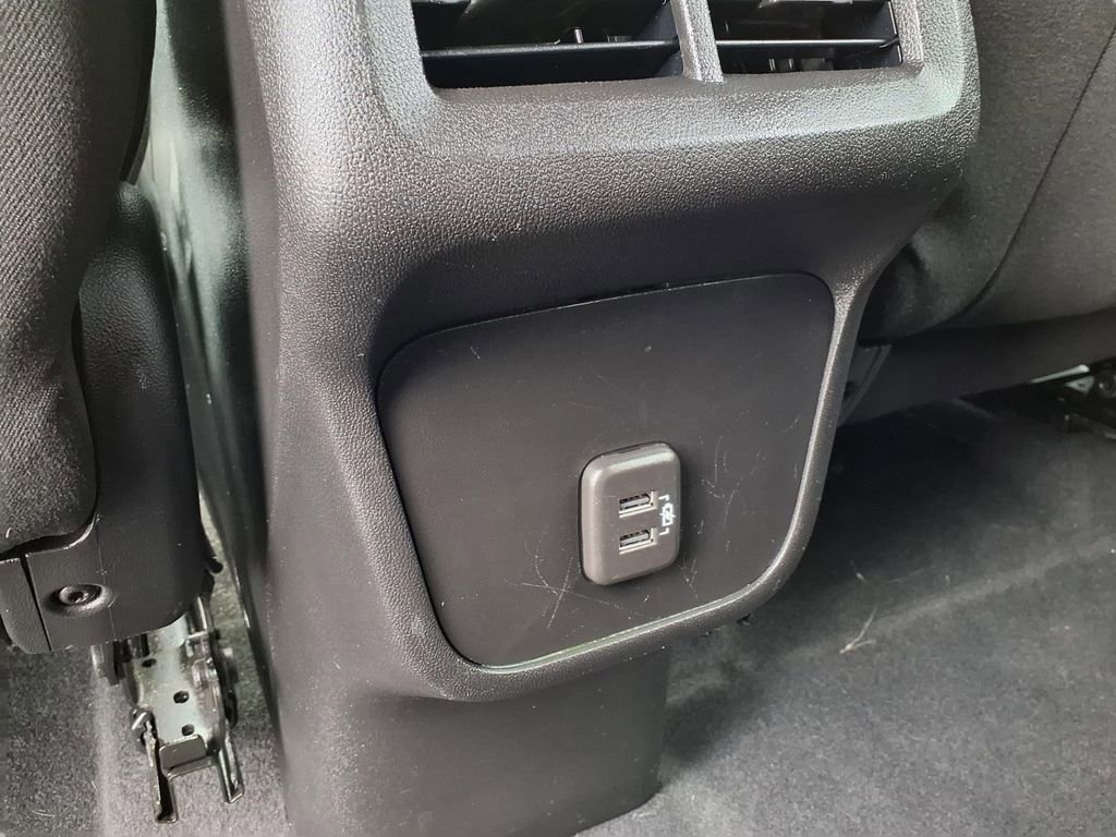 Used 2020 Chevrolet Equinox LT FWD image 24