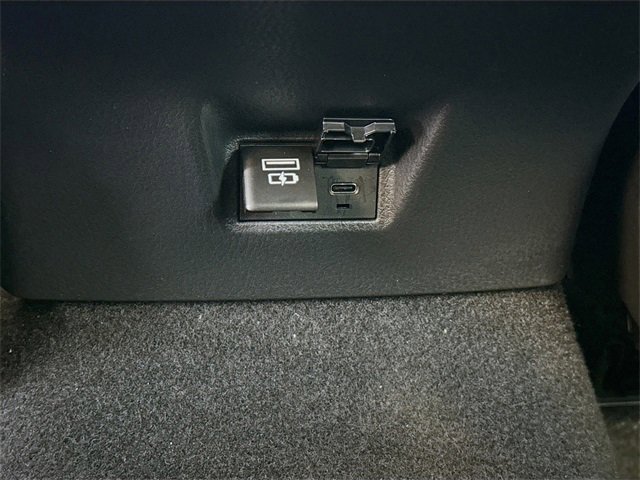 Used 2025 Toyota Camry XSE image 28