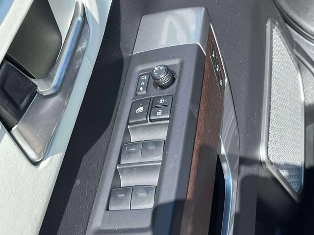 Used 2024 Toyota Sequoia Capstone AWD/4WD image 28