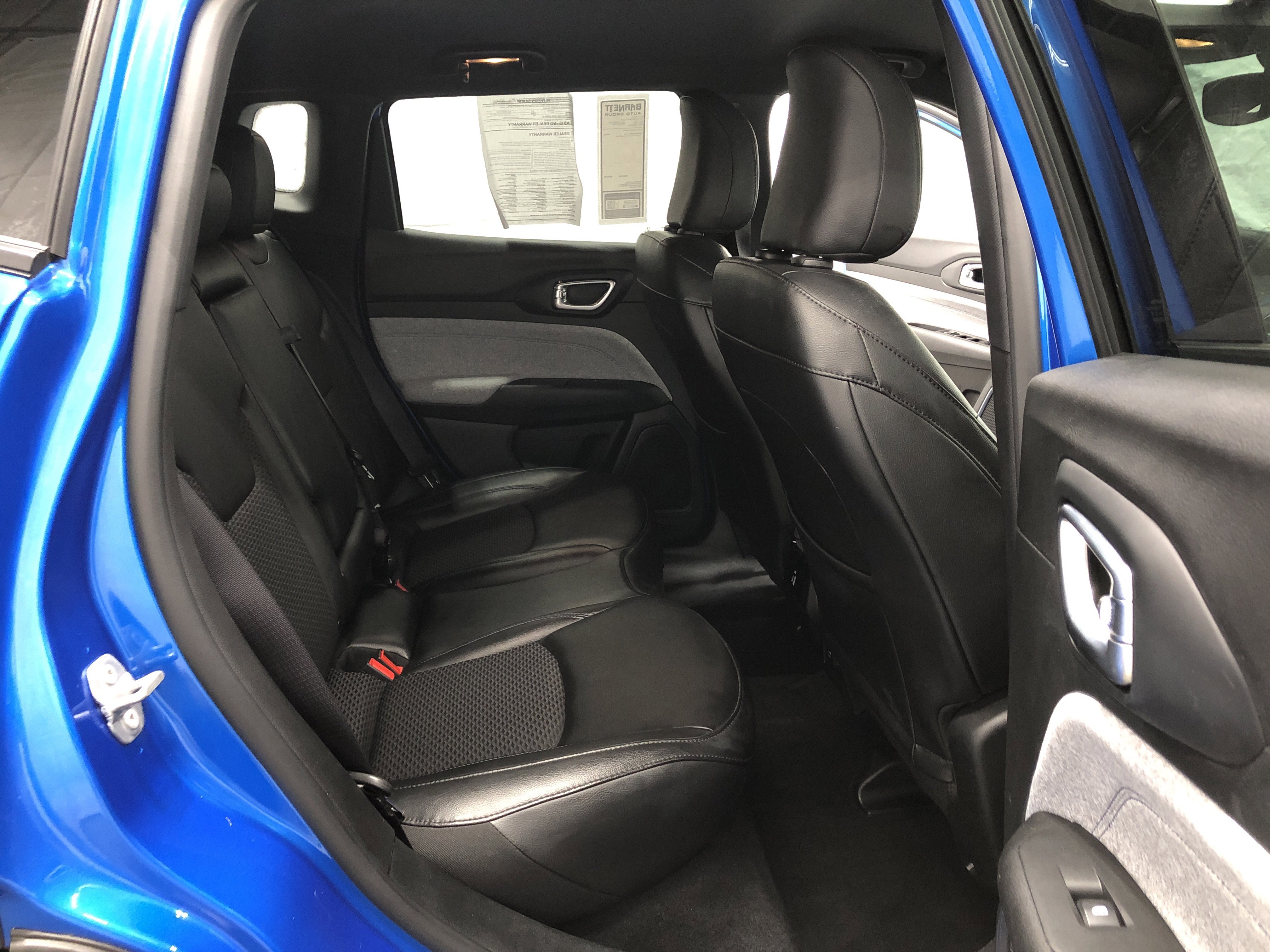Certified 2023 Jeep Compass Latitude w/ Convenience Group AWD/4WD image 11