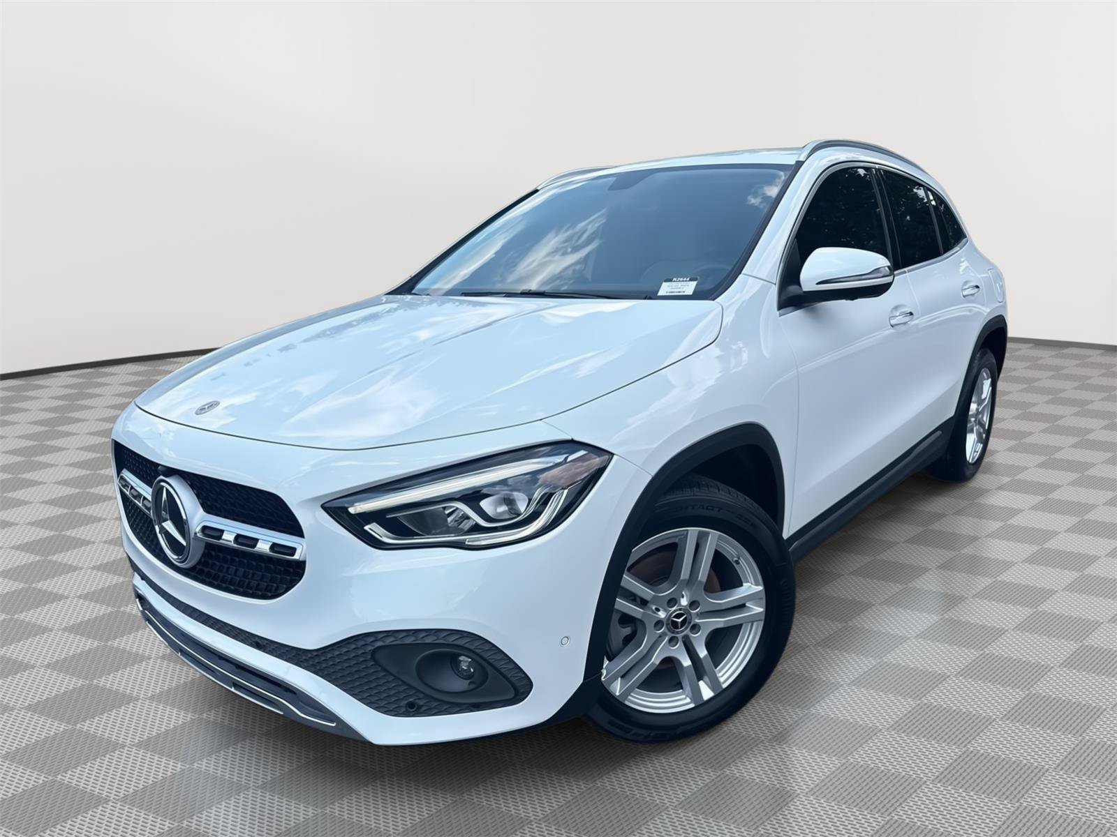 Used 2022 Mercedes-Benz GLA 250 4MATIC image 2
