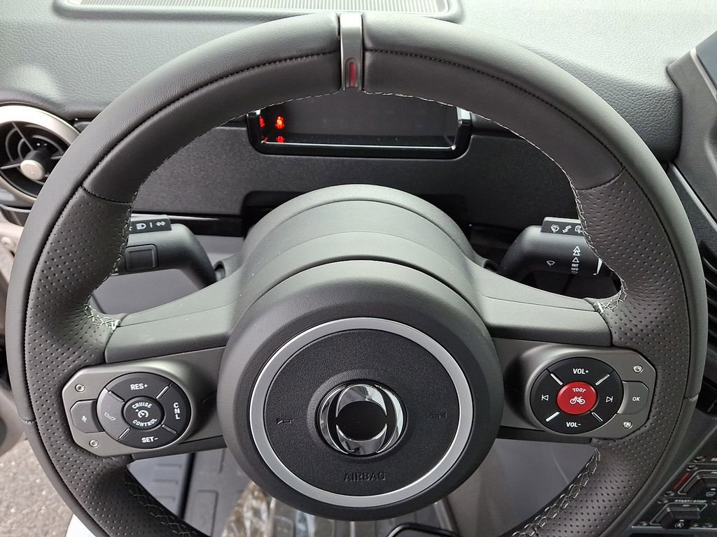 New 2025 INEOS Grenadier Fieldmaster Edition image 9