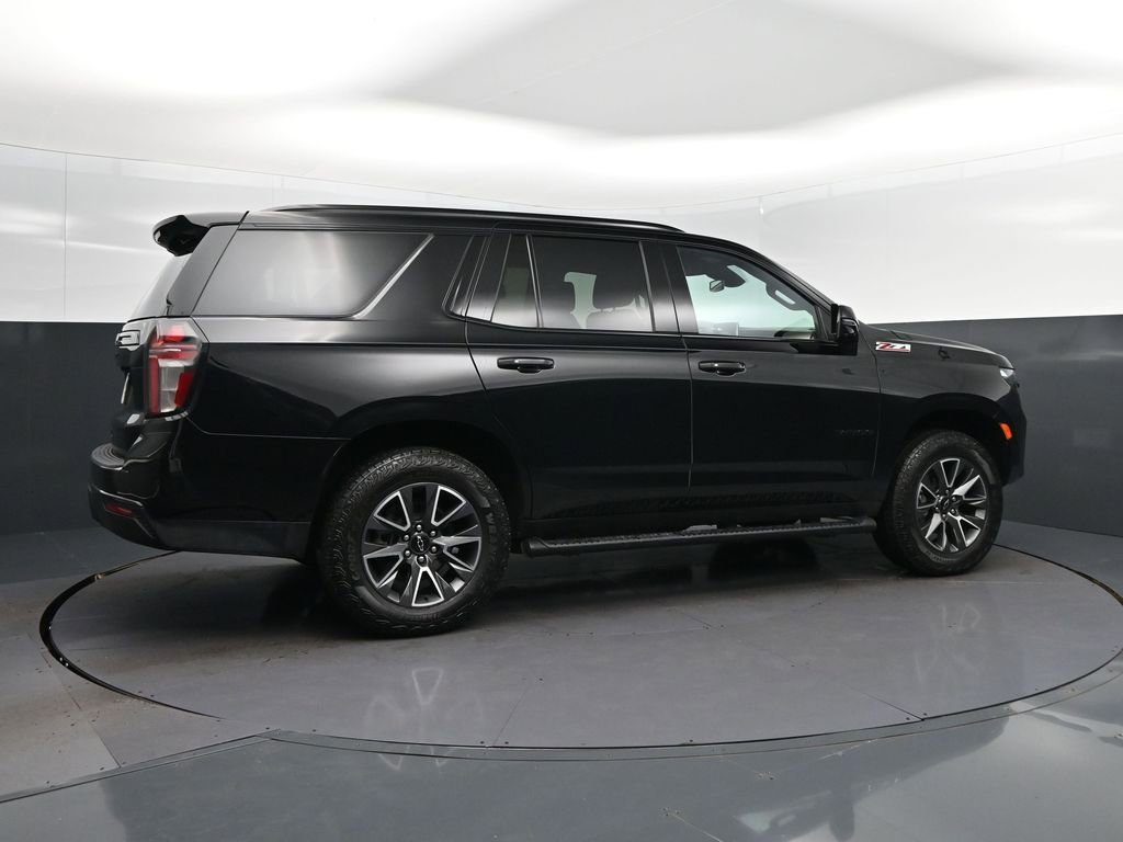 Used 2024 Chevrolet Tahoe Z71 w/ Luxury Package AWD/4WD image 8
