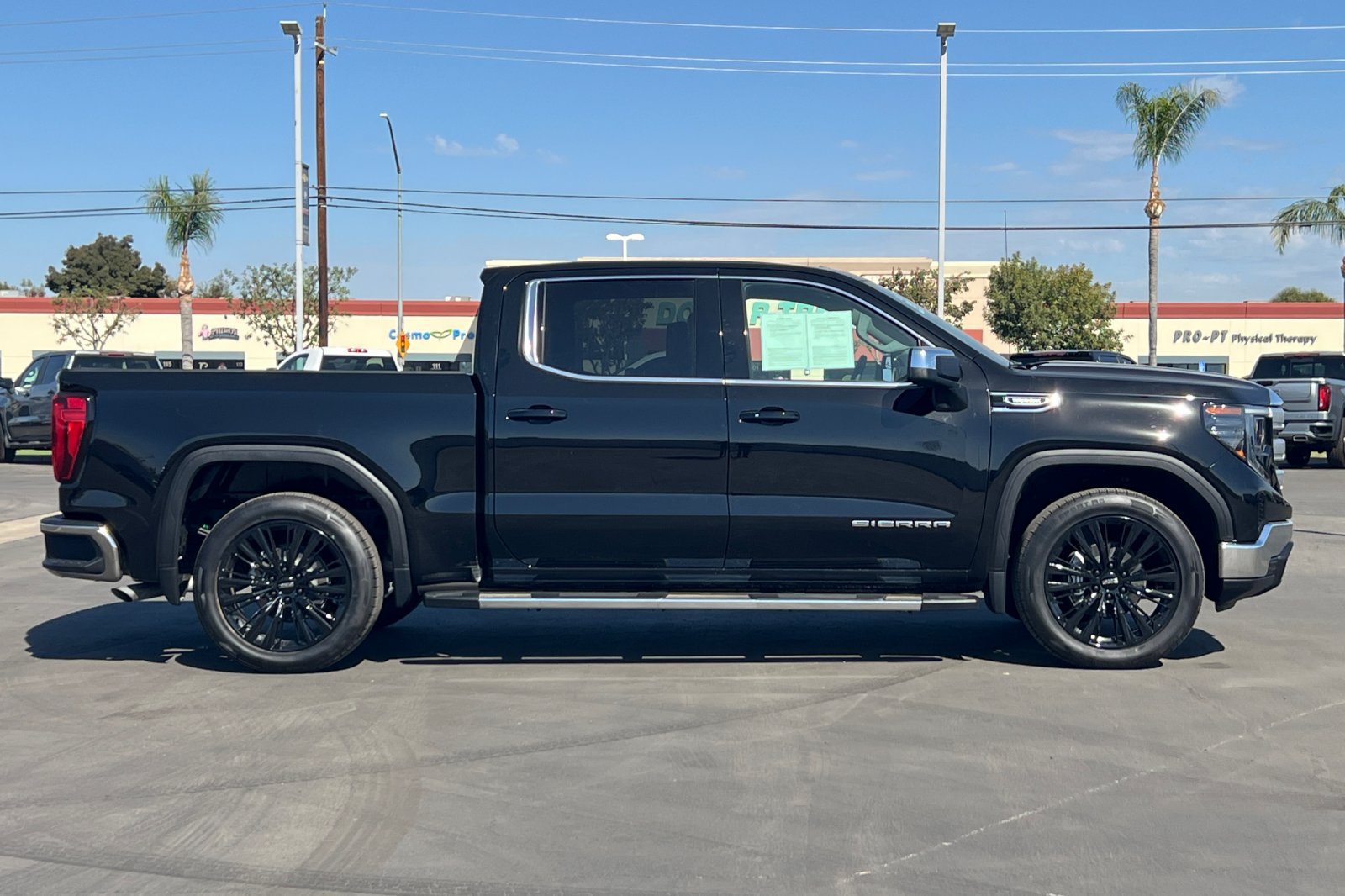 Used 2026 GMC Sierra 1500 SLE RWD image 3