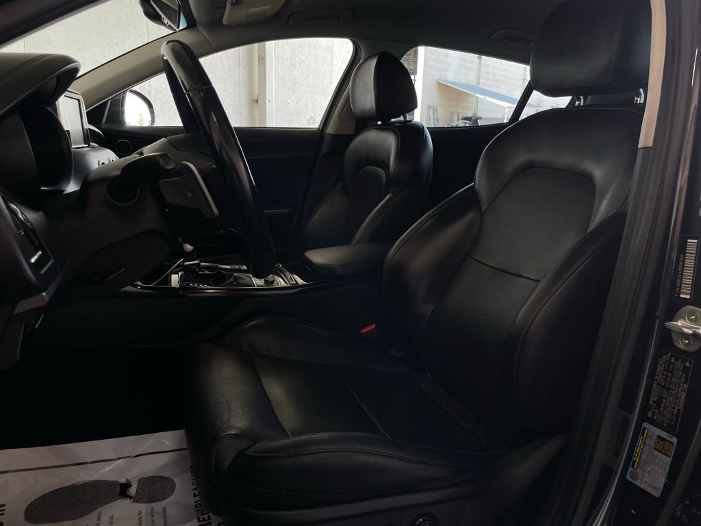 Used 2019 Kia Stinger RWD image 12