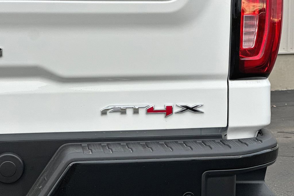 Used 2024 GMC Sierra 1500 AT4X image 7