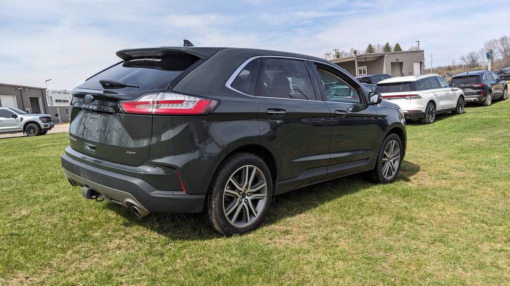 Used 2023 Ford Edge Titanium w/ Class II Trailer Tow Package image 3