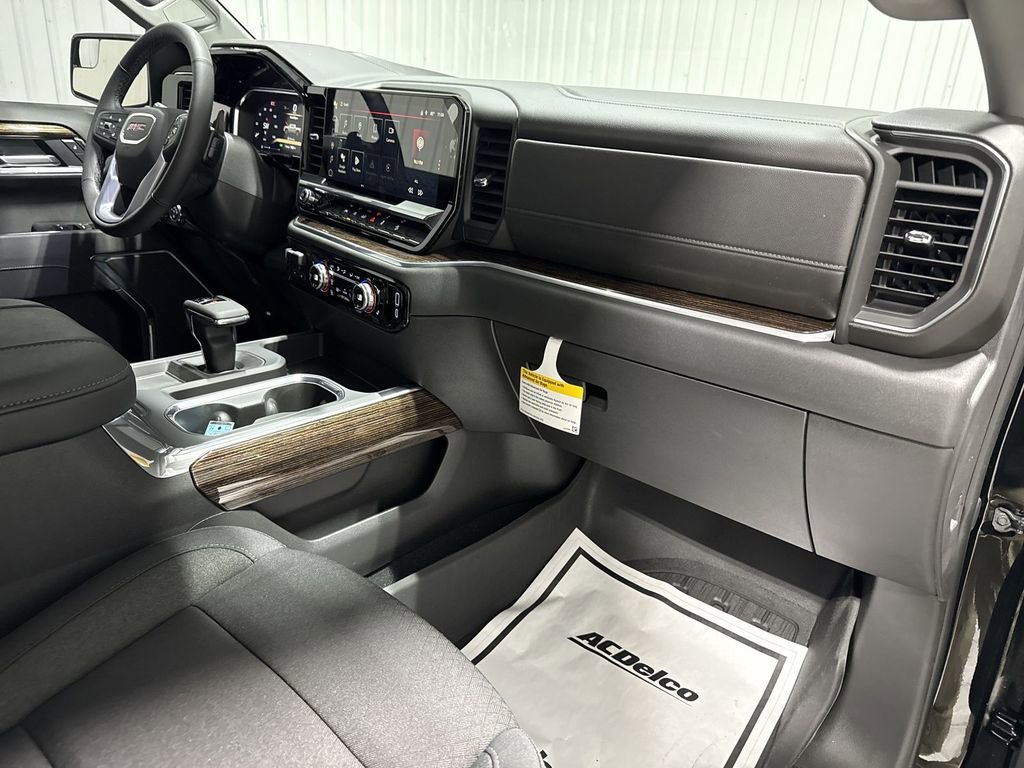 New 2026 GMC Sierra 1500 Elevation image 30