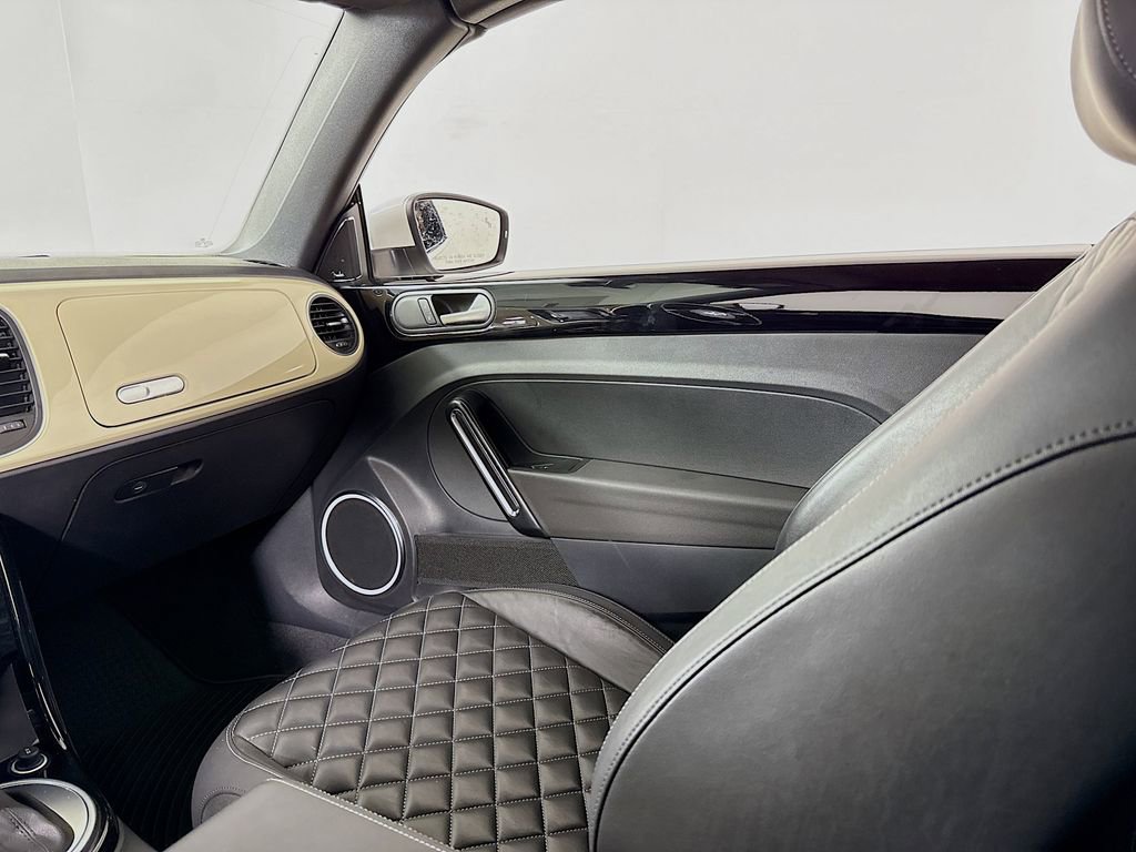 Used 2019 Volkswagen Beetle 2.0T Final Edition SEL image 24