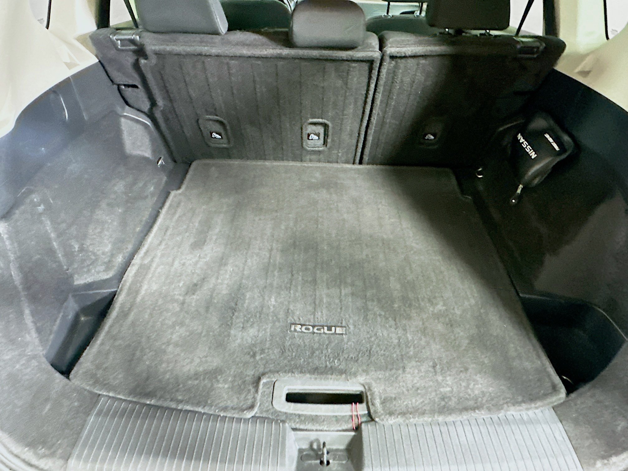 Used 2023 Nissan Rogue S FWD image 27