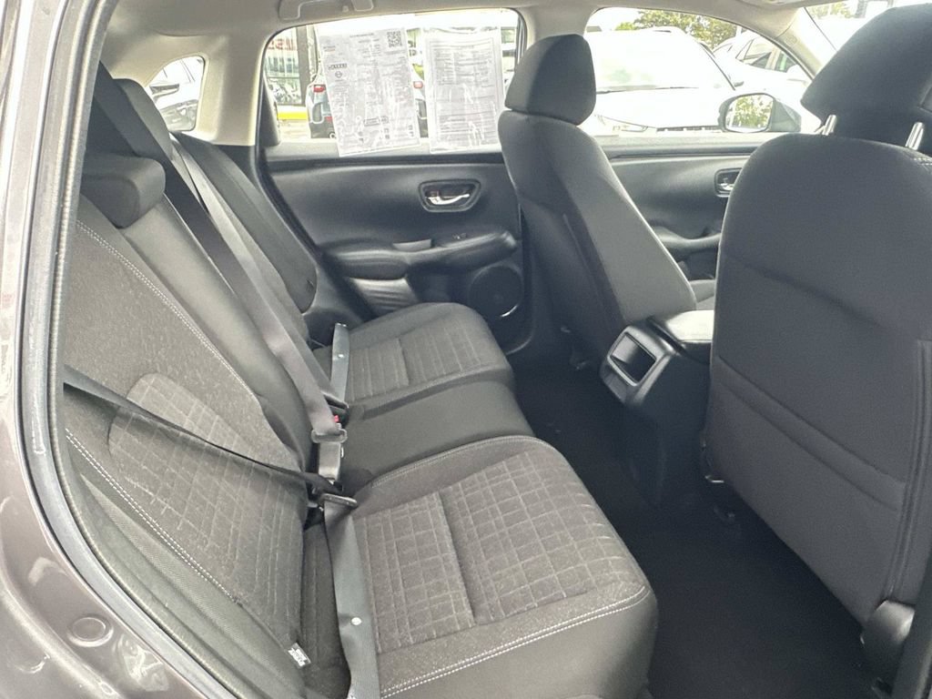 Used 2023 Honda HR-V LX image 29