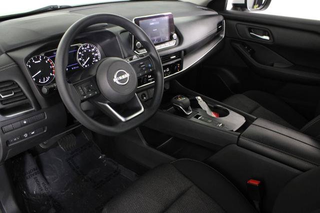 Certified 2024 Nissan Rogue SV FWD image 19