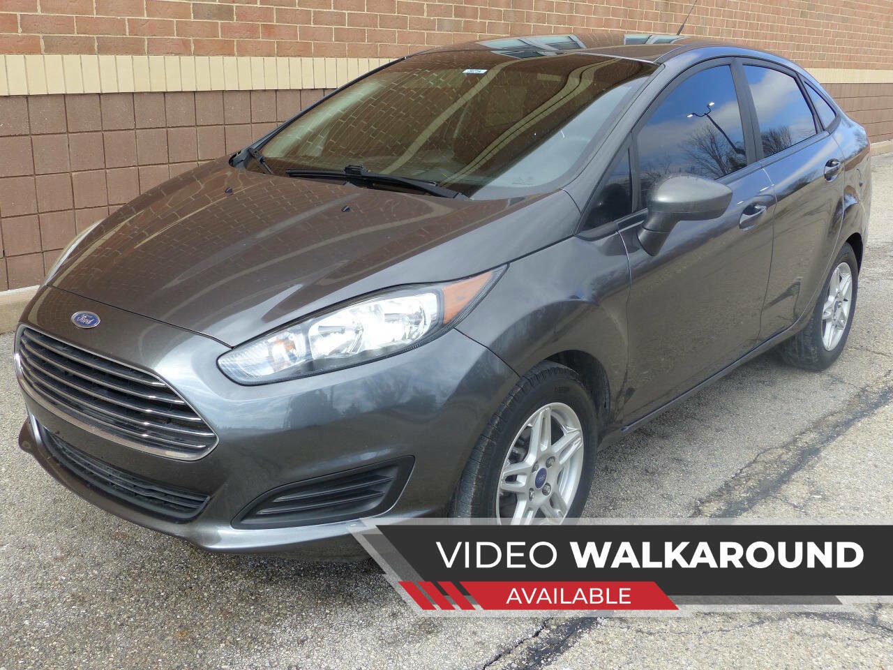 Used 2017 Ford Fiesta SE image 1