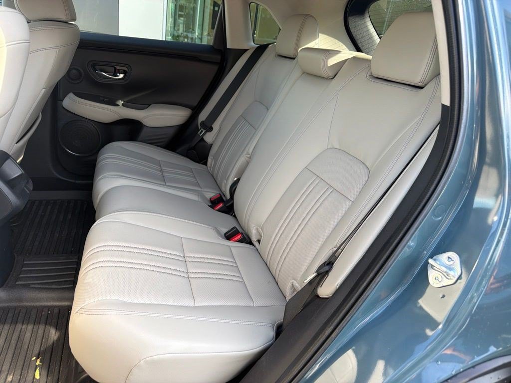 Used 2026 Honda HR-V EX-L image 18